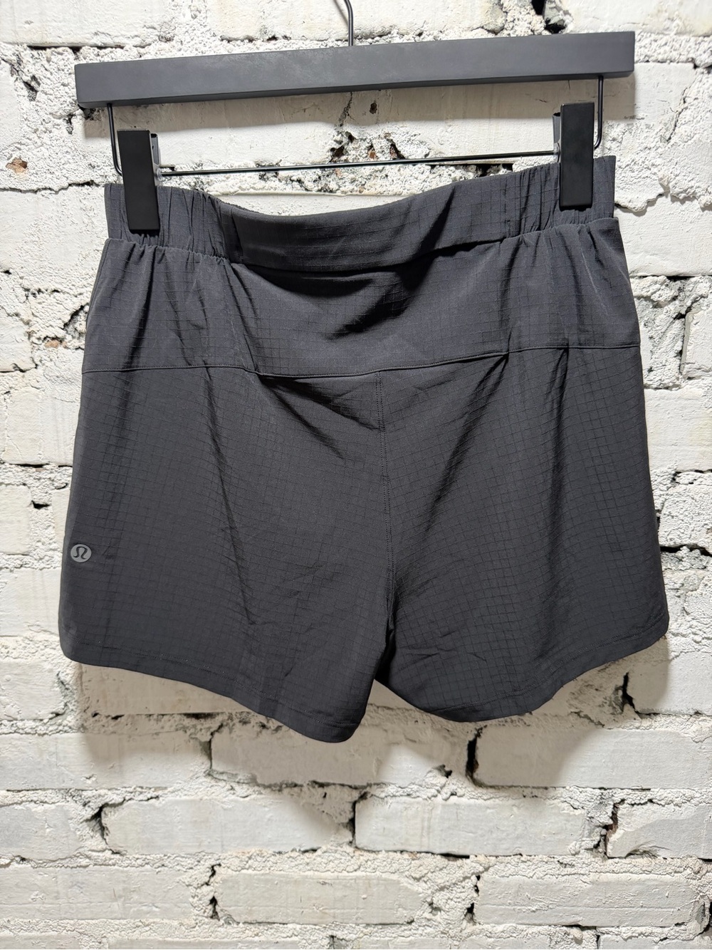 Mile Maker 4” Lined Running shorts - Picture 2 of 3